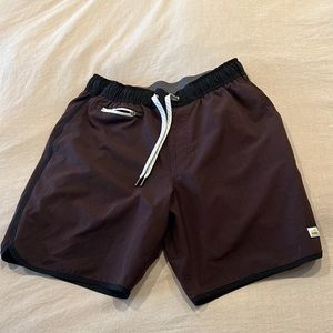 Vuori Mens Banks Shorts - Medium